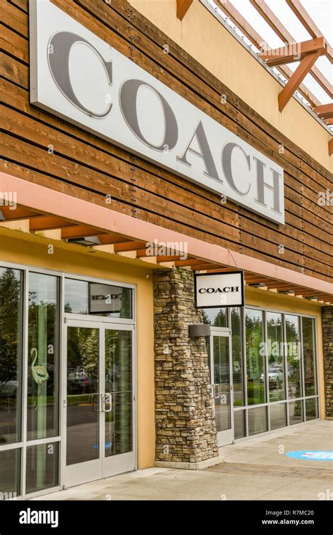 coach factory store seattle